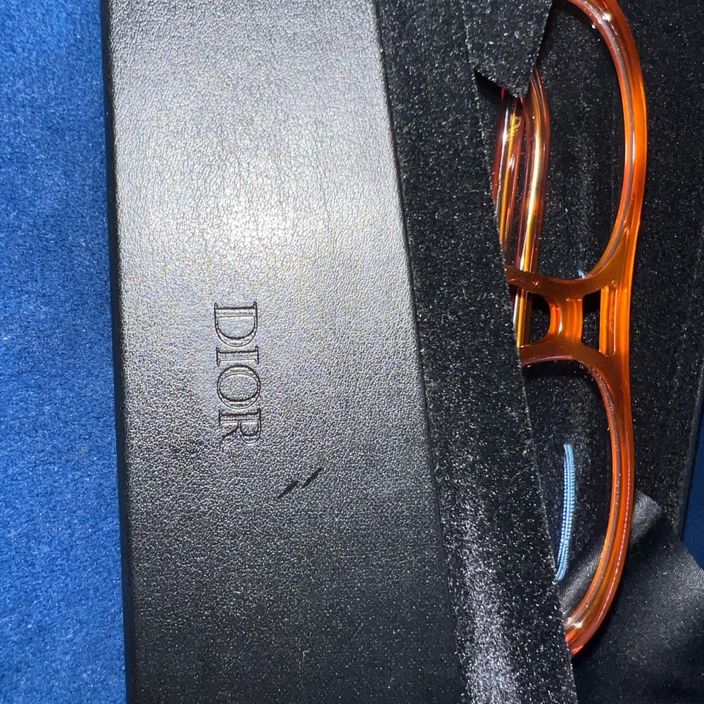 Christian Dior Eyeglasses New. - Picture 9 of 12